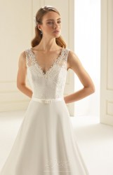 Νυφικό Bianco Evento Carisma